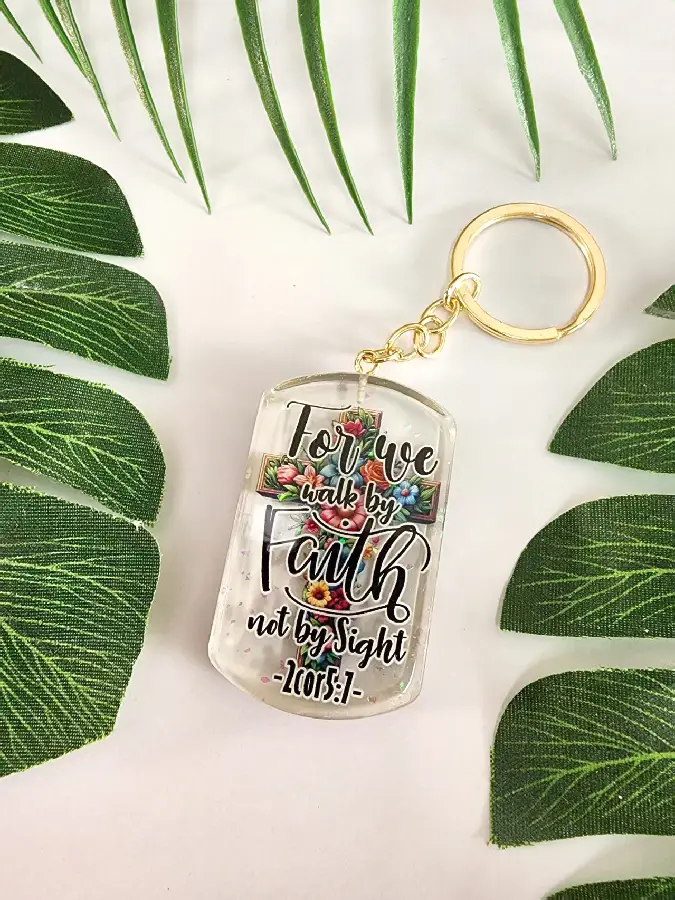 Epoxy resin keyring Walk by faith